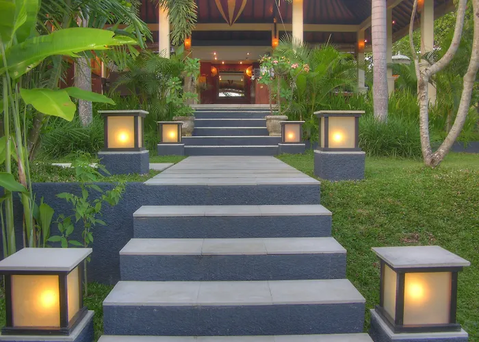 Hotel Sabandari 4*