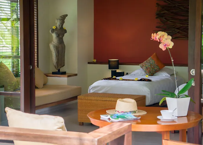 Hotel Sabandari 4*